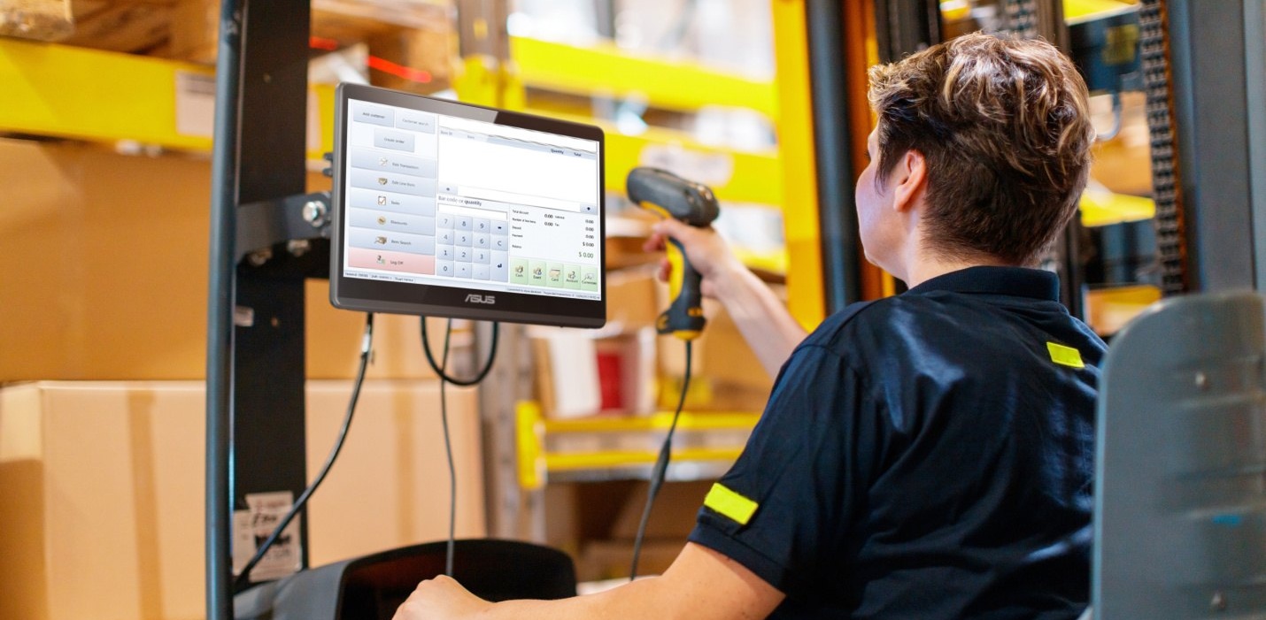 ASUS Expert Center E1: spoľahlivosť a odolnosť v jednom