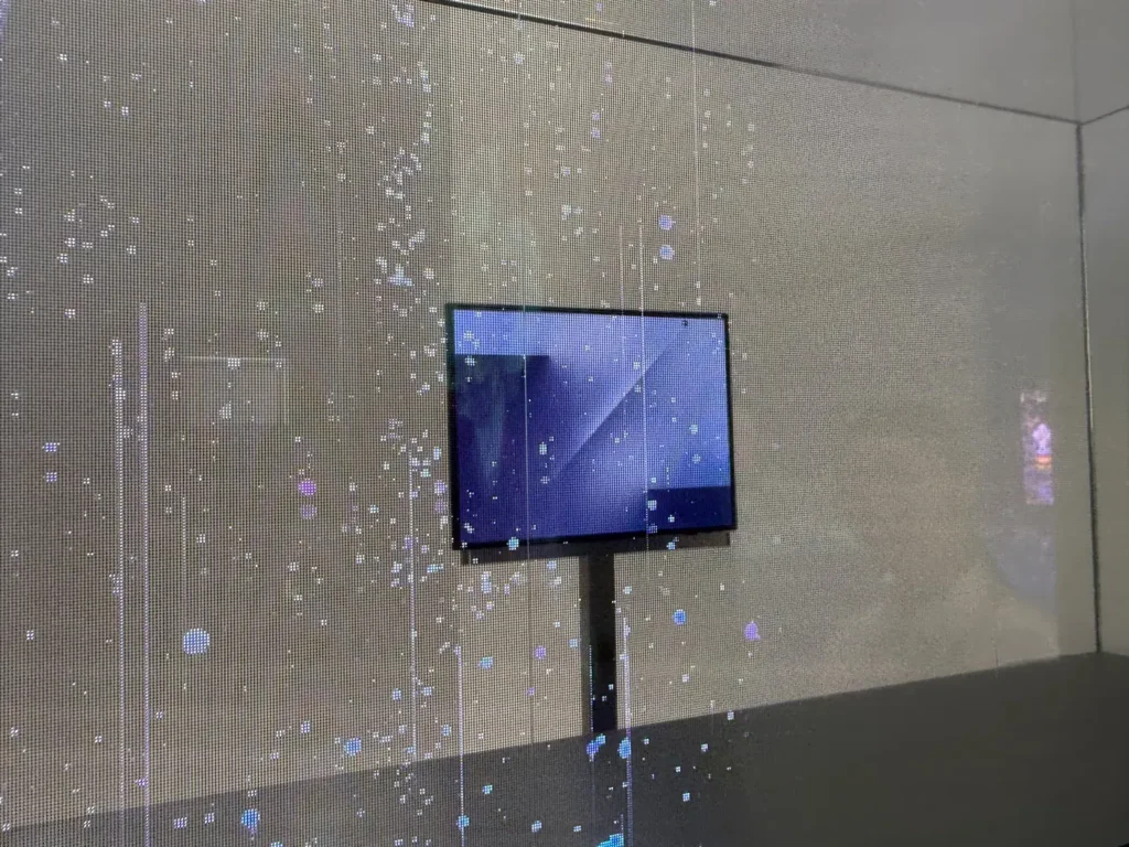 Samsung Galaxy TriFold na verejnosti