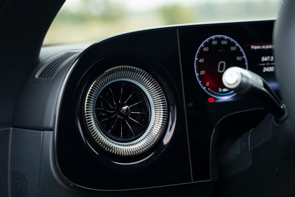 Mercedes-Benz CLA 350 4MATIC