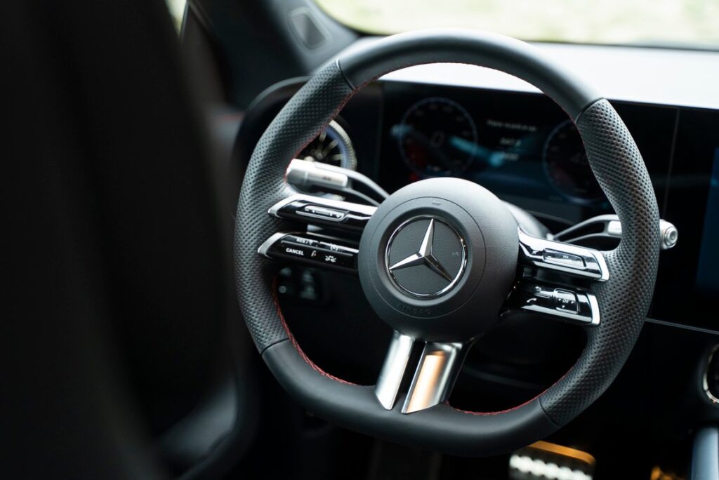 Mercedes-Benz CLA 350 4MATIC