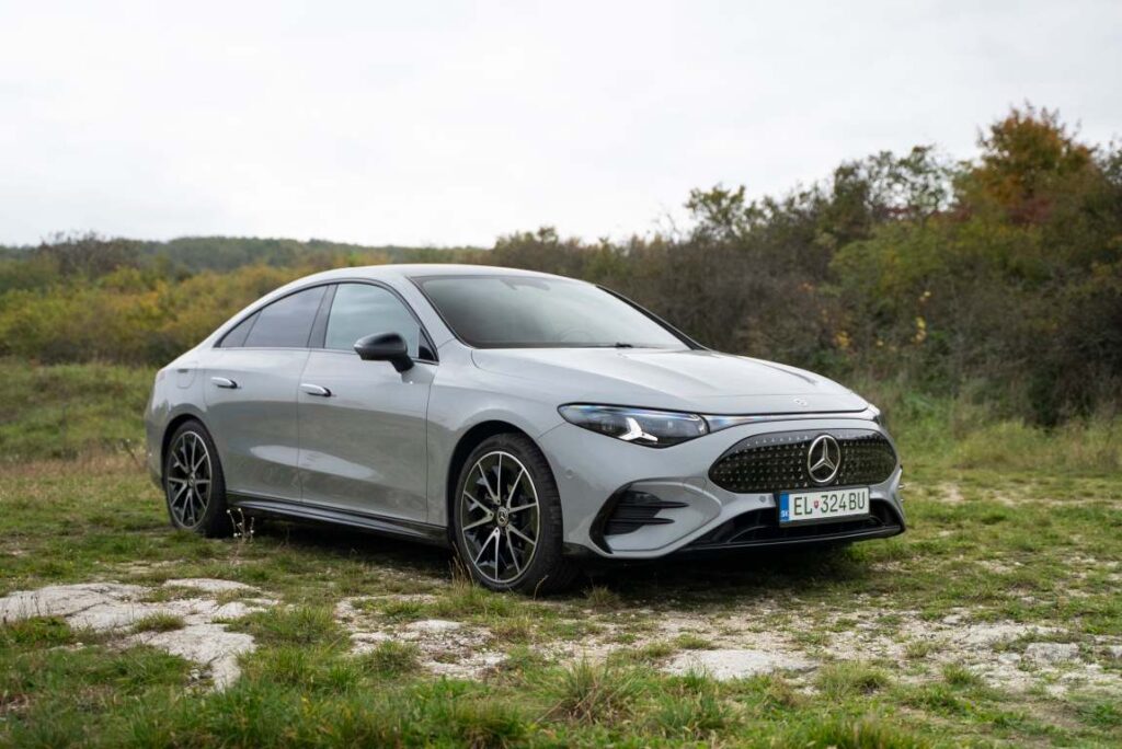 Mercedes-Benz CLA 350 4MATIC