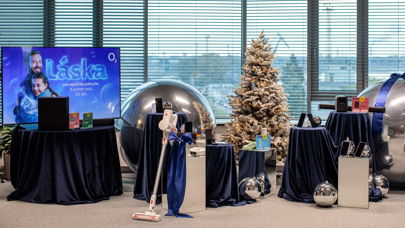 O2 Vianoce 2025: Zľava na paušály a cenovo atraktívne balíčky zariadení