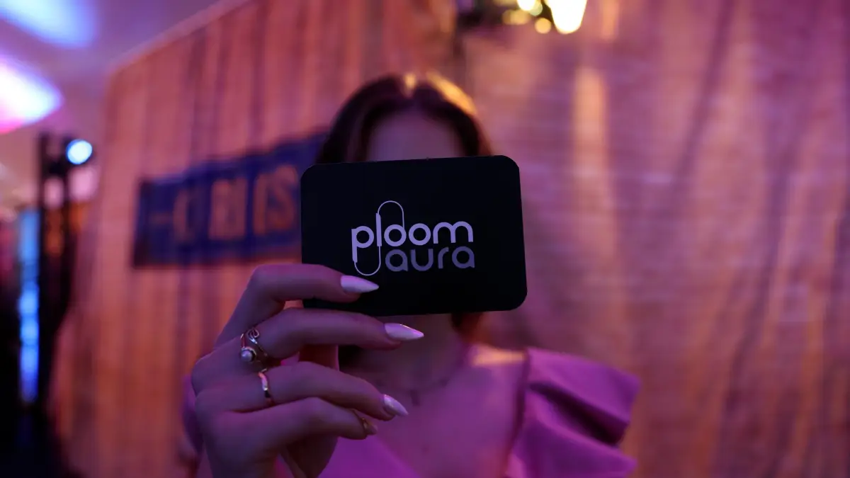 Nová Ploom AURA: Takto vyzeralo umelecké predstavenie v Prahe