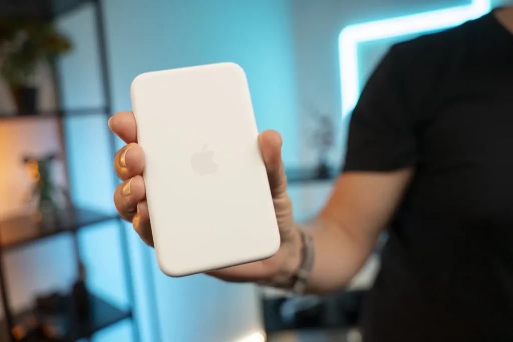 iPhone Air MagSafe Battery