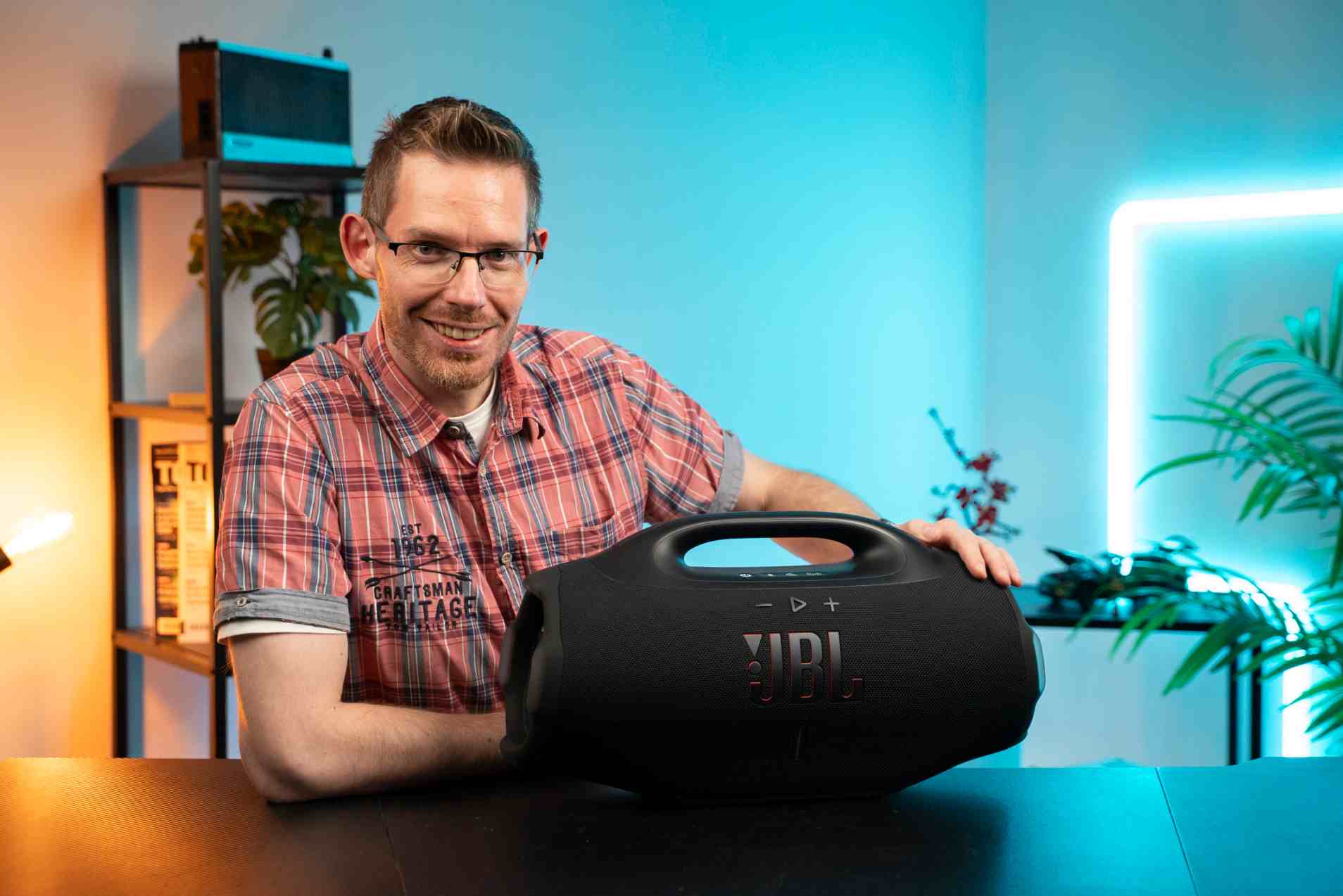 JBL Boombox 4: Masívny zvuk kdekoľvek s vami (RECENZIA)