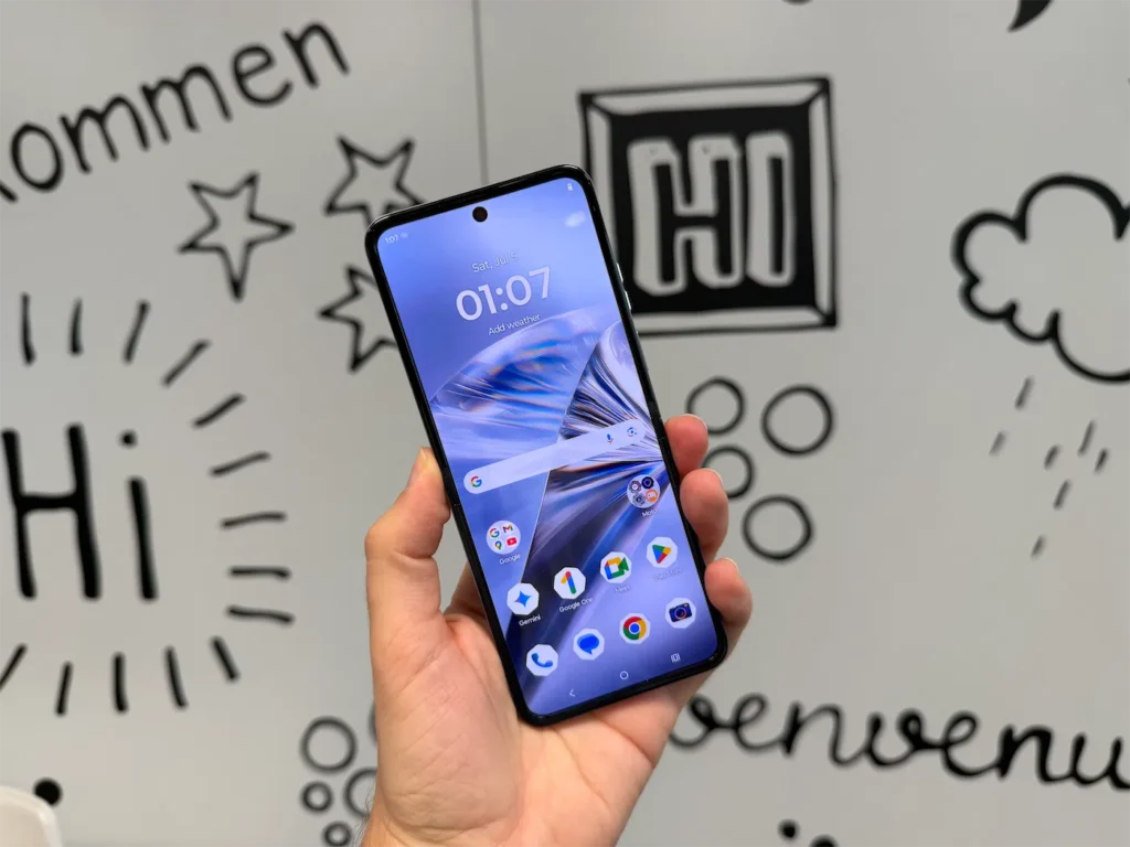 Motorola Razr 60 8GB/256GB + Moto Buds Loop Pantone ICE Melt Crystal by Swarovski