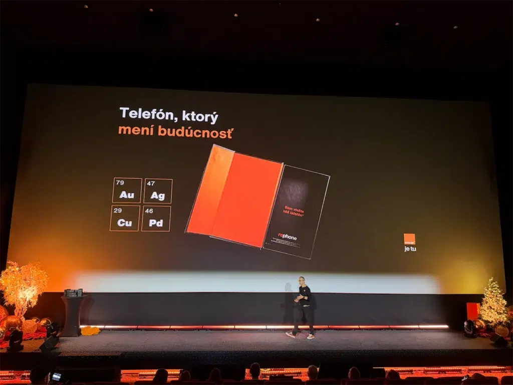 Orange v rámci iniciatívy Rephone apeluje na zákazníkov, aby priniesli svoje staré mobilné telefóny do predajne