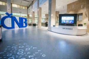 CNB a_za_menou_praha_02