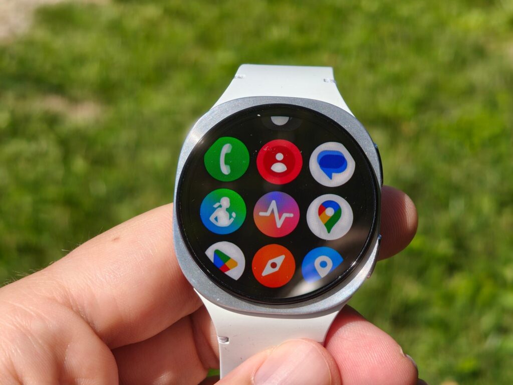 Hodinky Galaxy Watch8 so zreteľným displejom