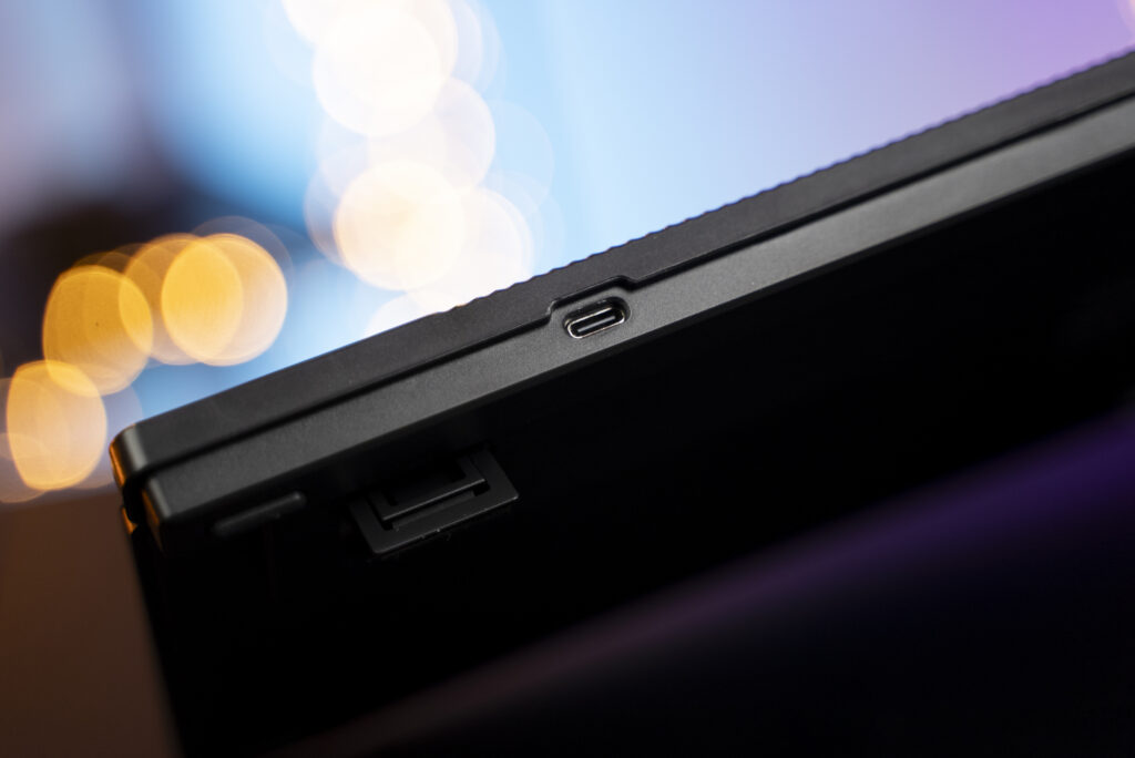 Hama WK-750: Štýlová bezdrôtová klávesnica pre tri zariadenia