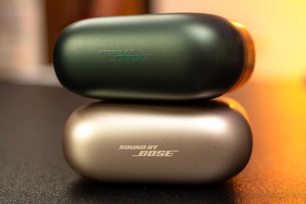 Dvojica slúchadiel Moto Buds Loop