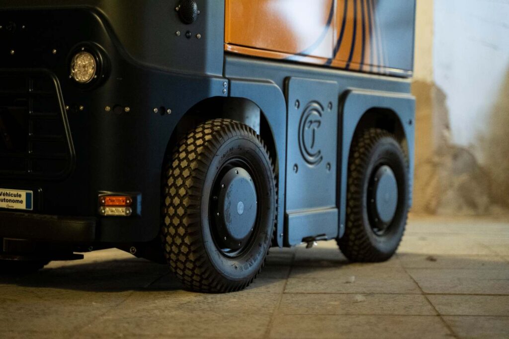 Poštový robot mAlka