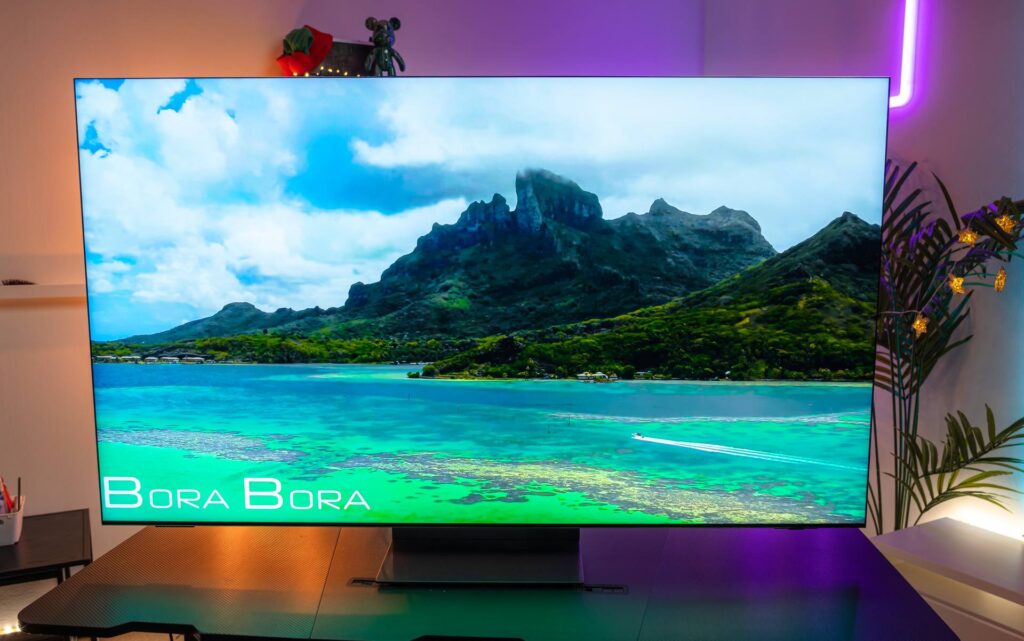 Samsung NeoQLED QN990F