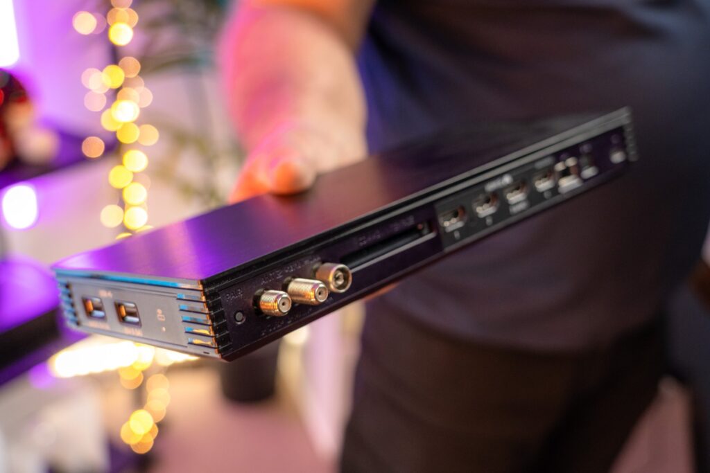 Samsung NeoQLED QN990F