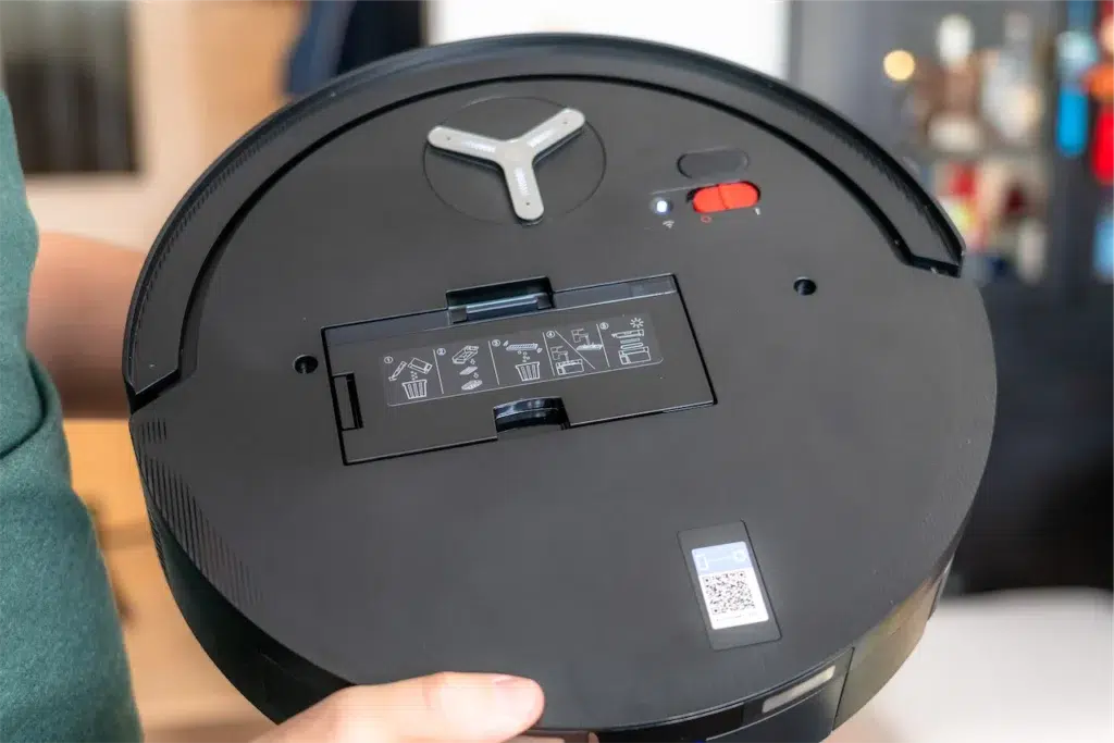 Ecovacs Deebot X11 OmniCyclone