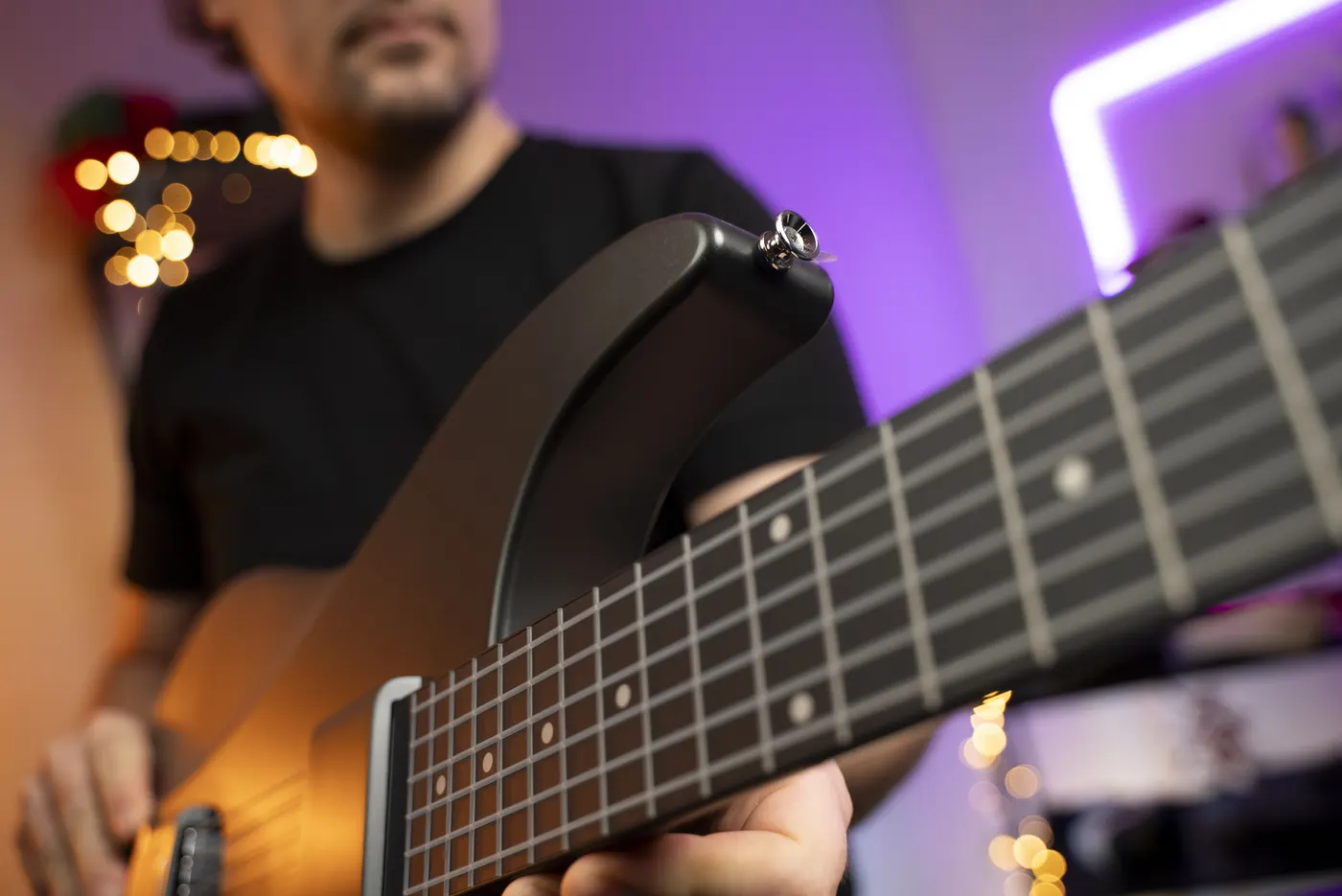 AeroBand Guitar: Digitálna gitara, ktorá mení pravidlá hry (RECENZIA)