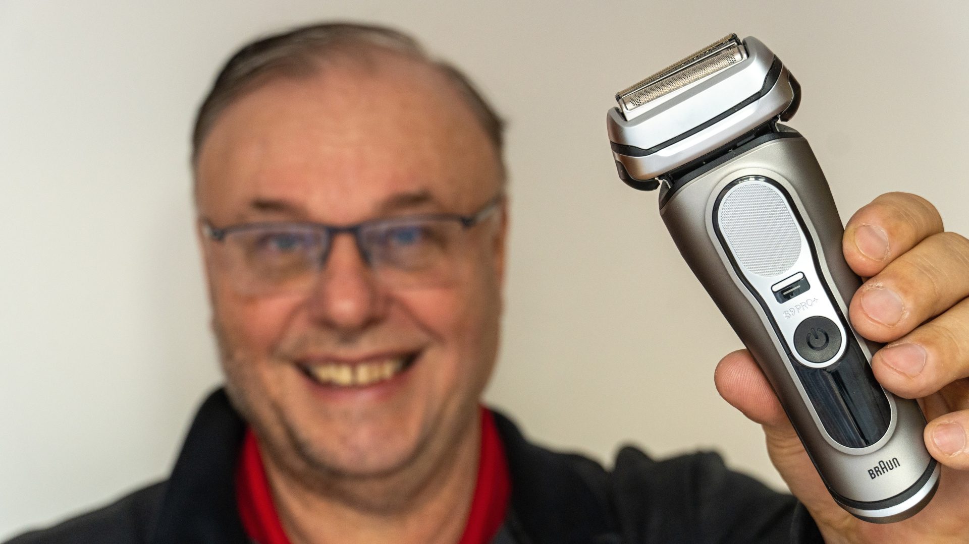 Otestoval som najnovší holiaci strojček Braun Series 9 Pro+ plný technológií