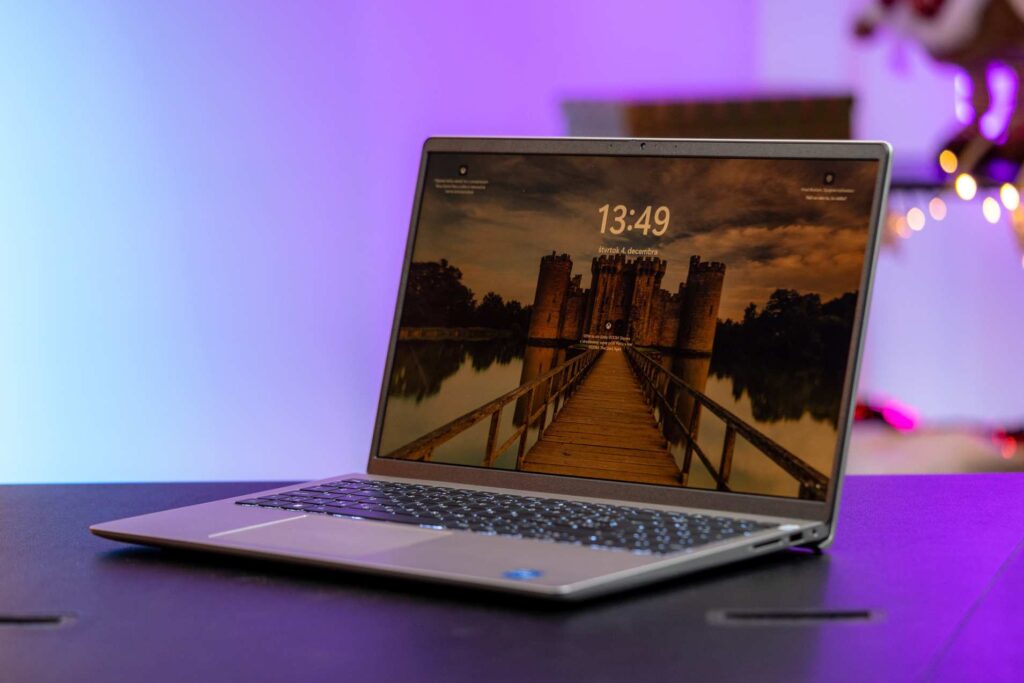 Dell Pro 15 Essential