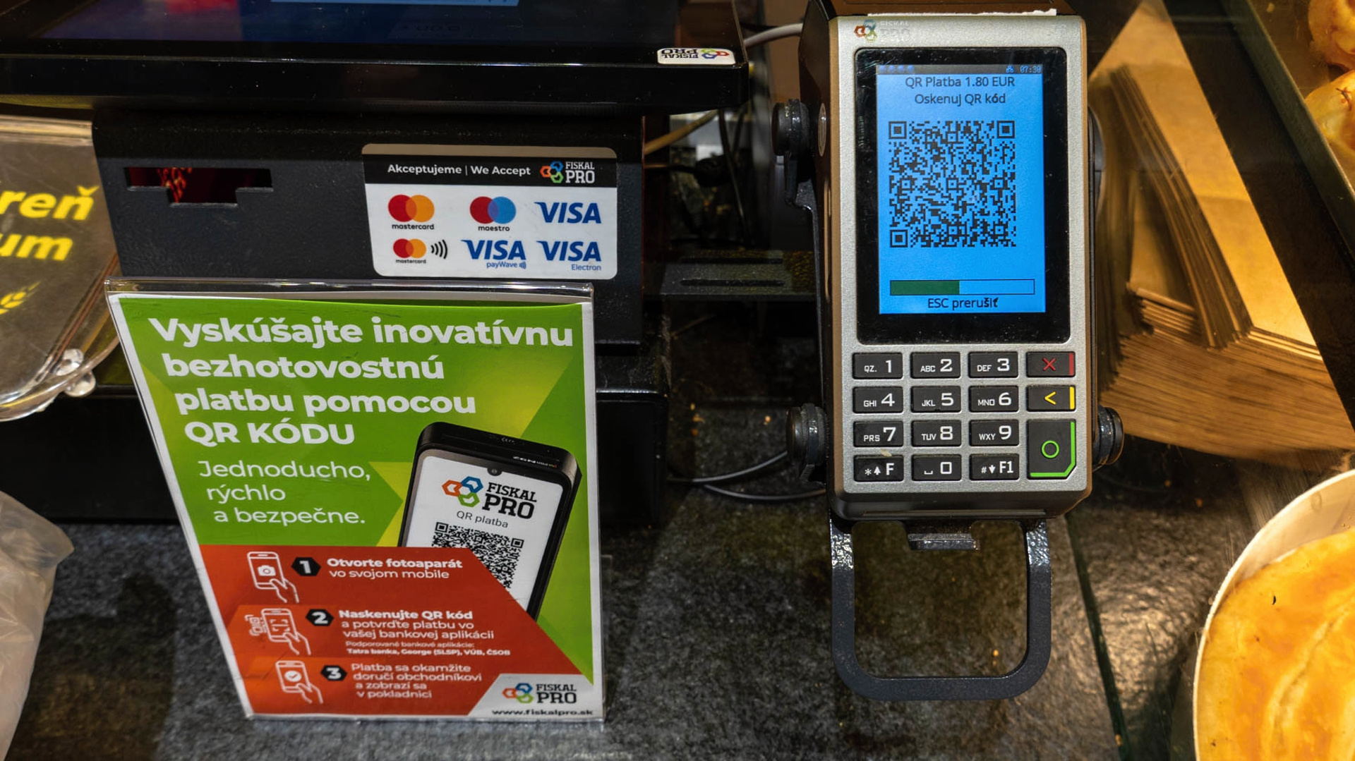 QR platby: Slováci už cez ne zaplatili viac ako 8 miliónov eur