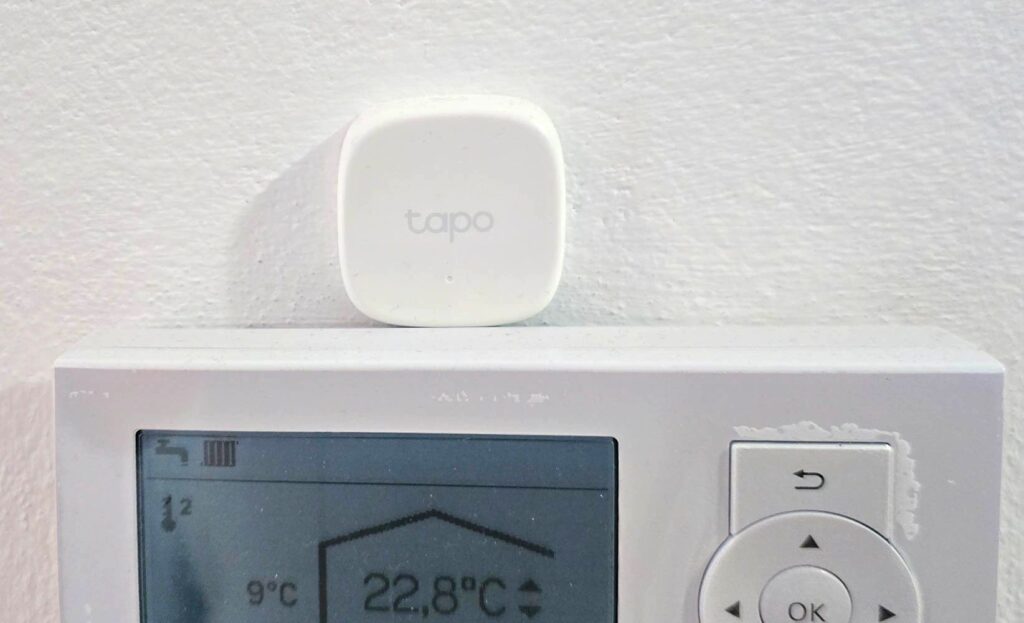 Tapo T310 na finálnom mieste merania v domácnosti