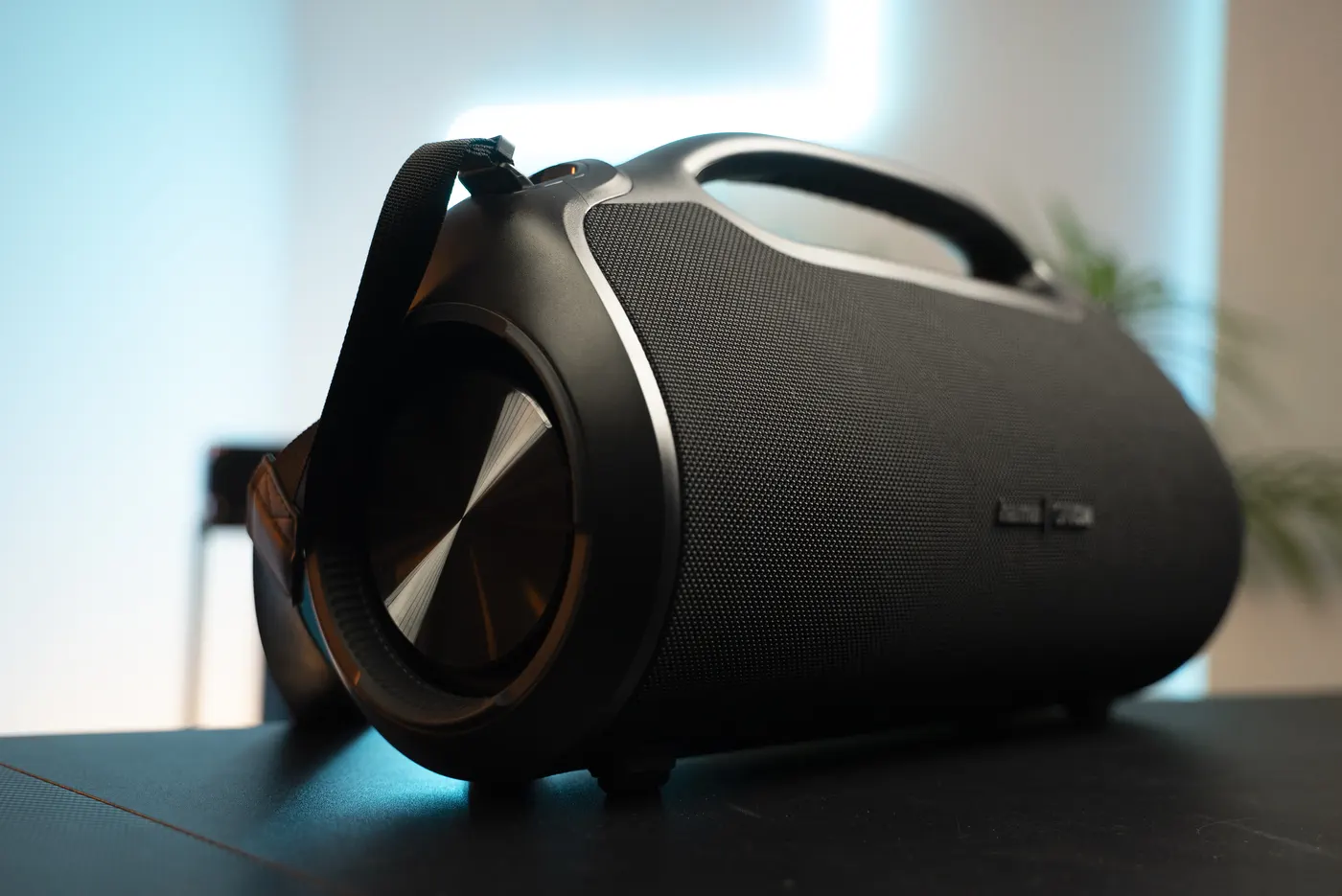 Hama Canton UltiMate Pro BT: Reproduktor na ster(e)oidoch (RECENZIA)