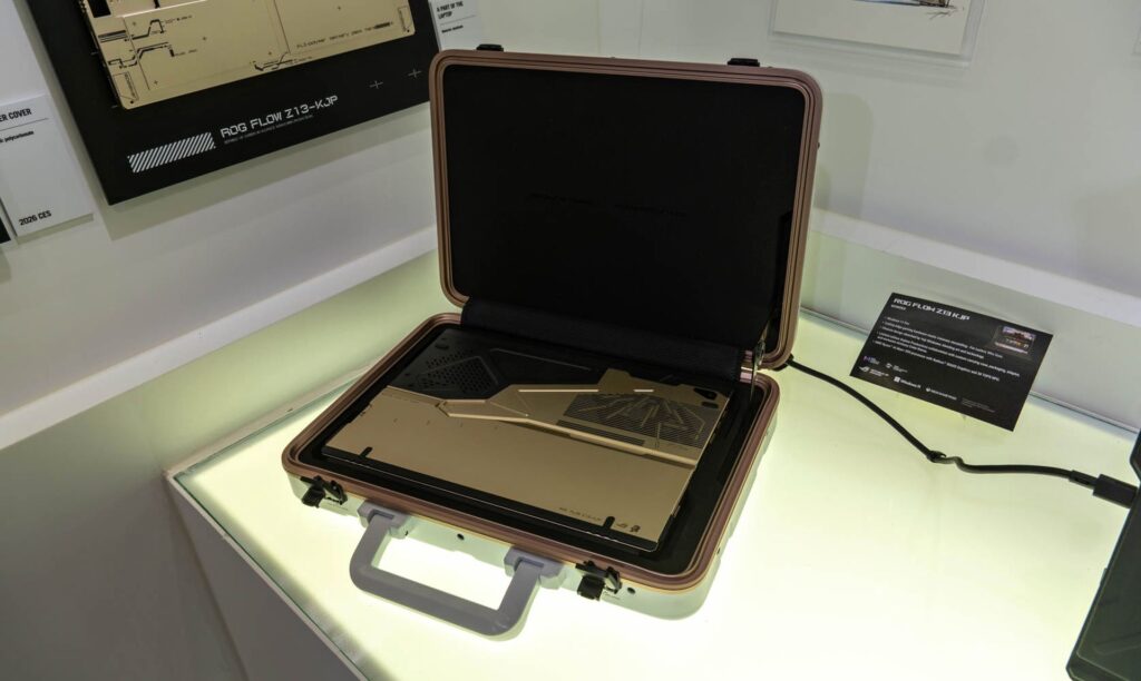 Špeciálny kufrík na prenos notebooku