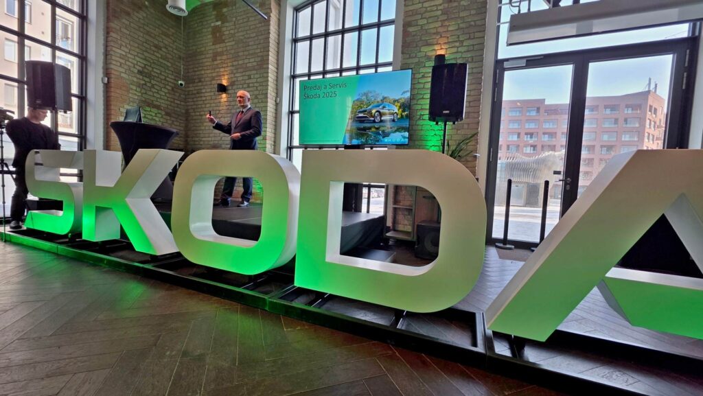 Škoda si na Slovensku upevnila pozíciu lídra. Rast ťahajú technológie, elektrifikácia a nové služby