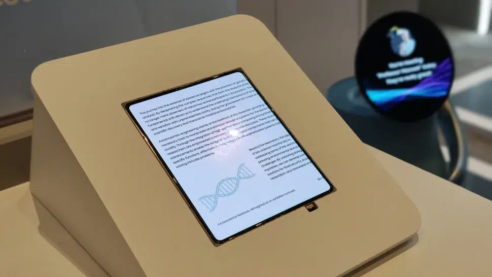 Samsung vyrobil revolučný displej pre Galaxy Z Fold8