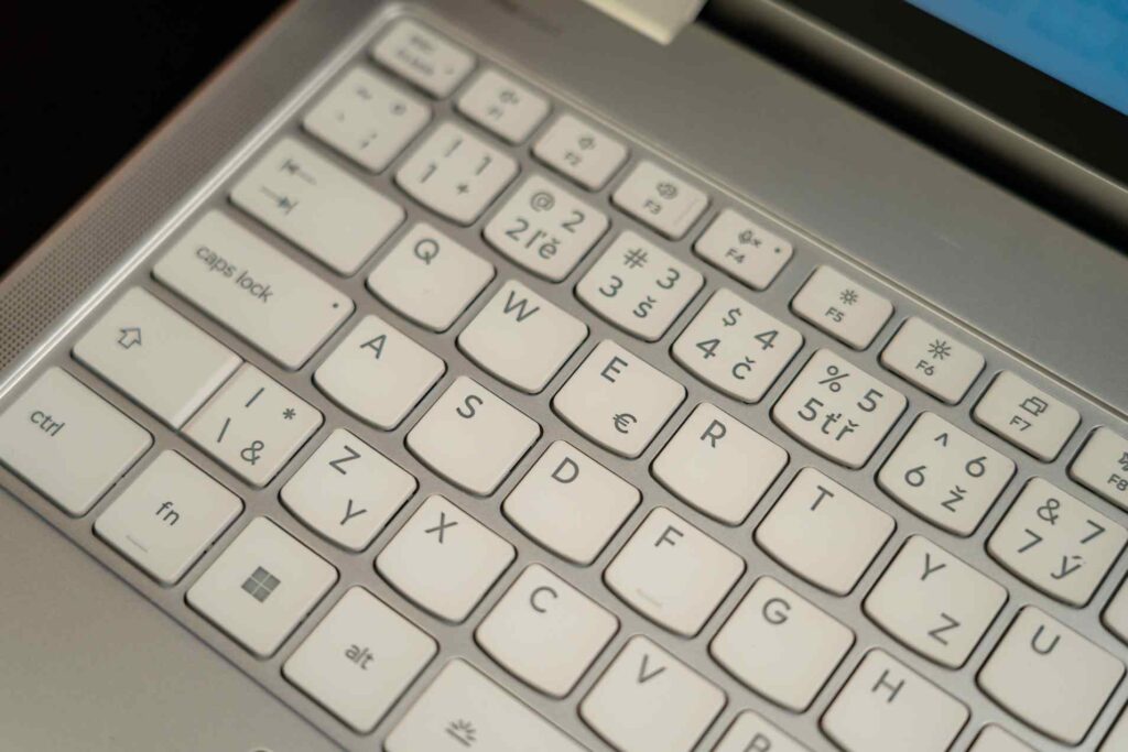 Lenovo Yoga 7 2-in-1 14ILL10