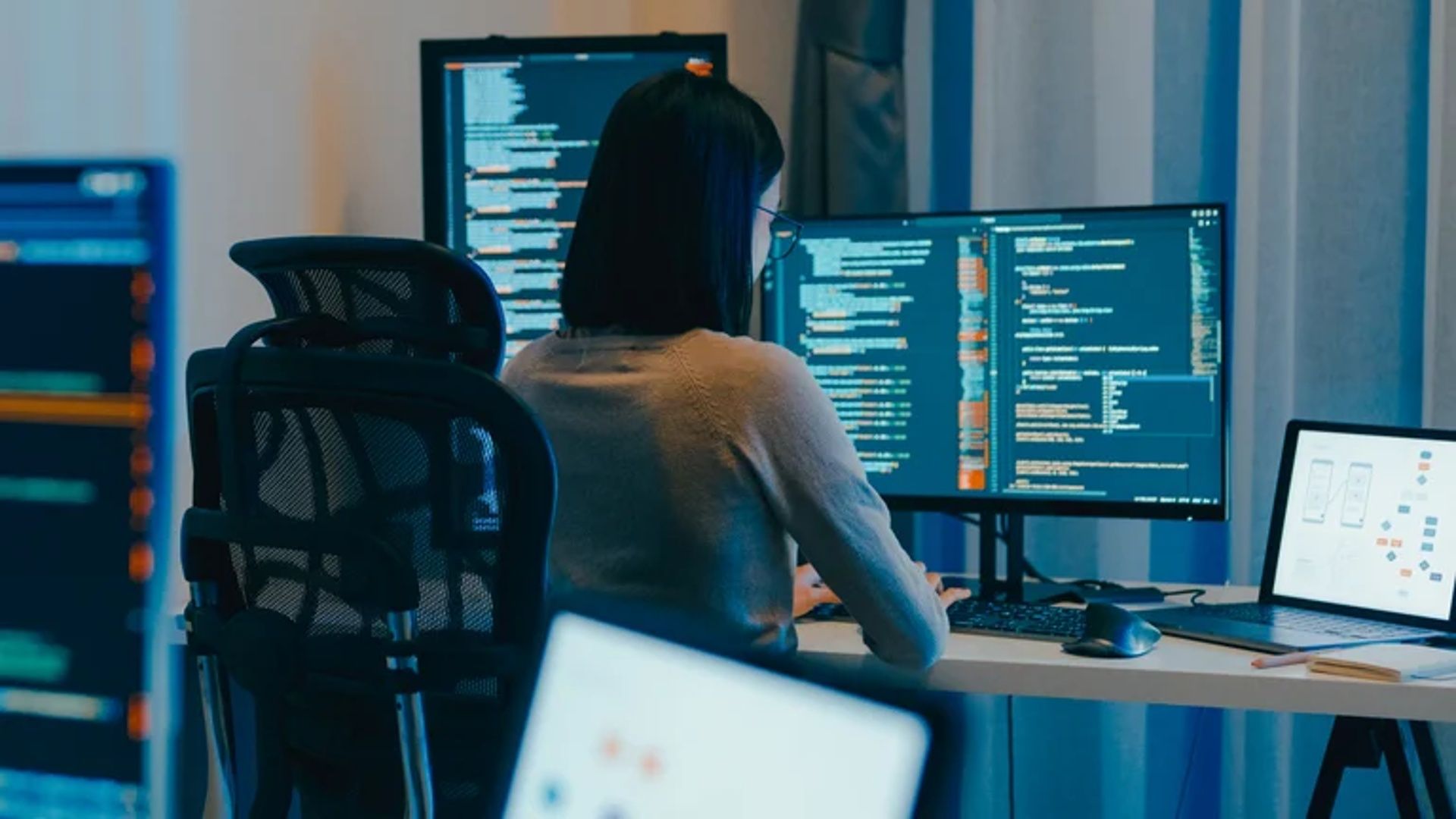 Z Chatbotov sa stávajú AI agenti