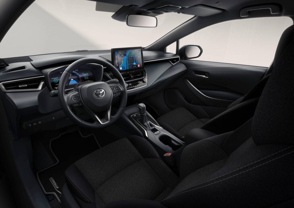 Interiér v prednej časti vozidla