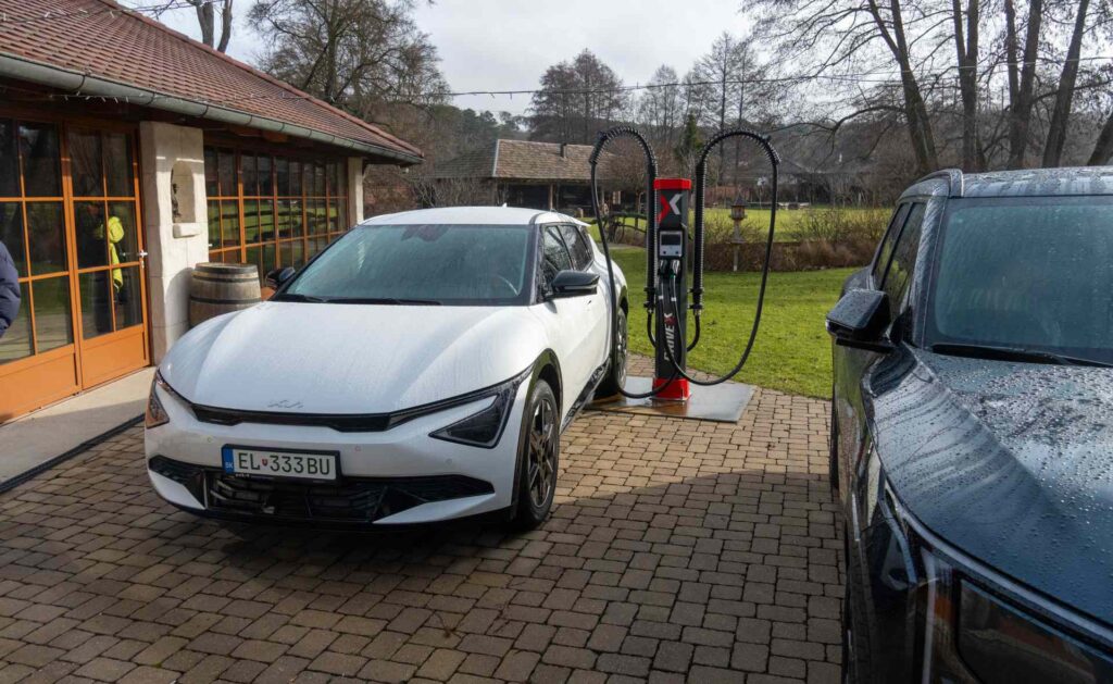 Nový typ nabíjacej stanice u ZSE