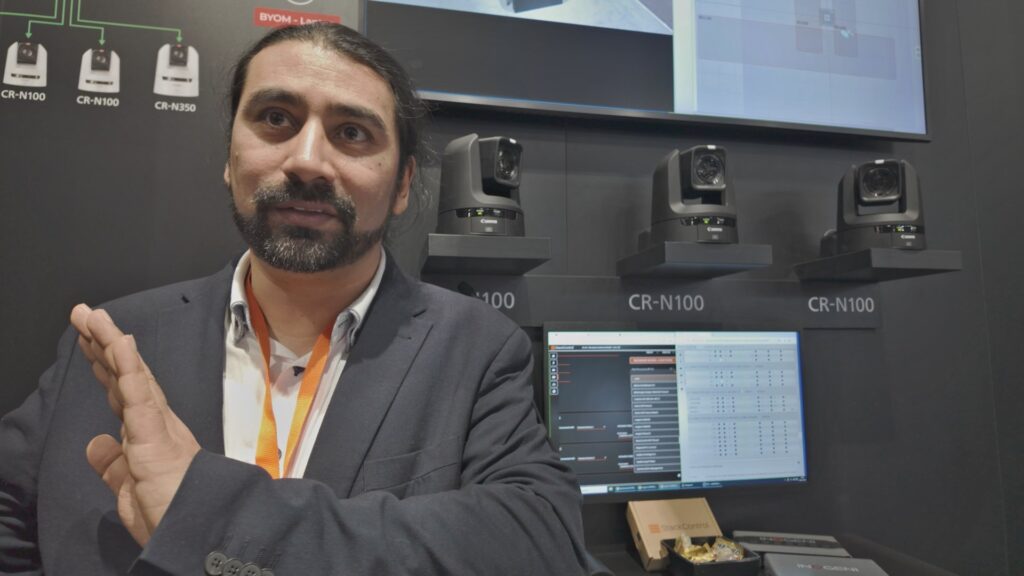 Na stánku firmy Canon