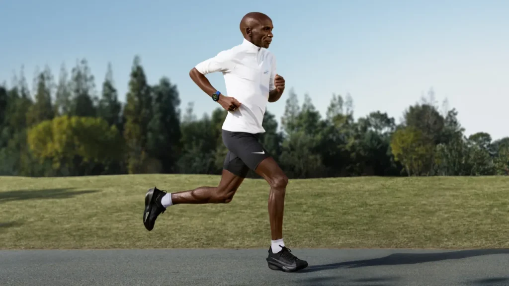 Huawei Watch GT Runner 2 vznikli v spolupráci s legendárnym bežcom Eliudom Kipchogem