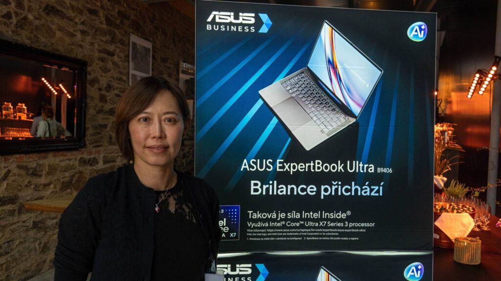 Madelein Hung z ASUSu pri našom rozhovore