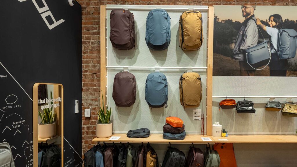 Batohy Travel Backpack opäť v rôznych farbách a veľkostiach