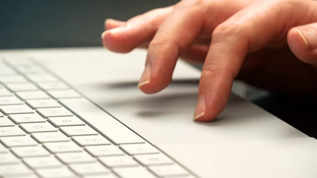 ASUS ExpertBook Ultra