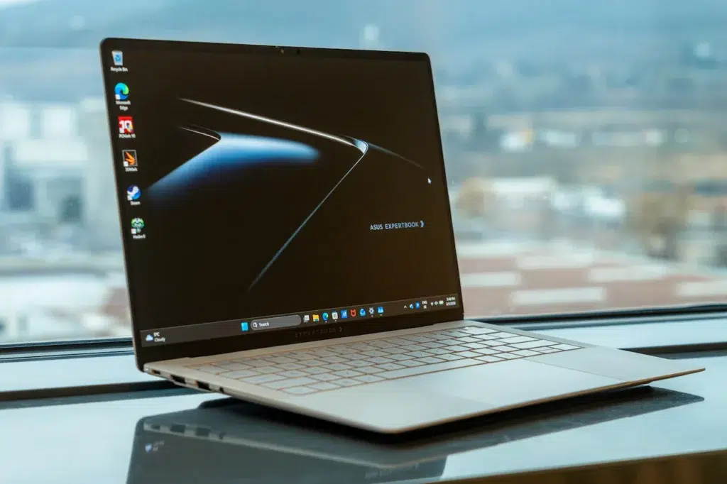 ASUS ExpertBook Ultra