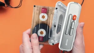 Moderný kazetový prehrávač Maxell