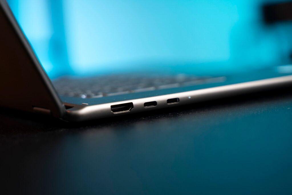 MSI Prestige 16 Flip AI+ C3MTG