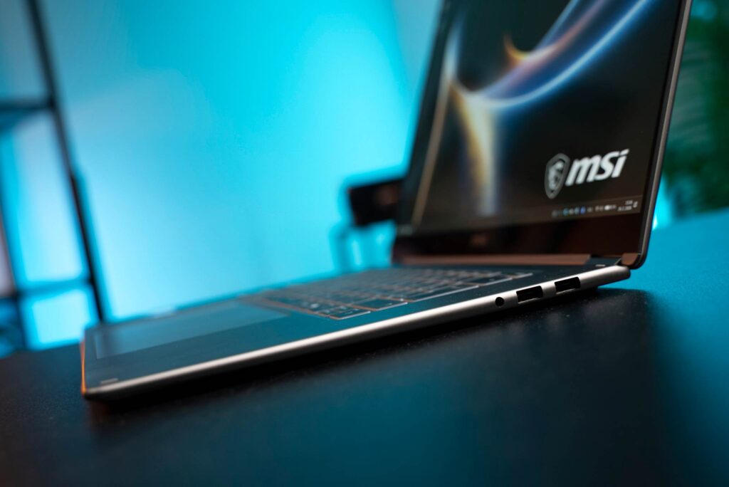 MSI Prestige 16 Flip AI+ C3MTG