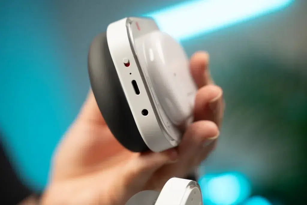 Nothing Headphone (a)