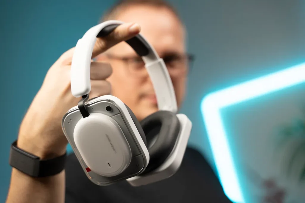 Nothing Headphone (a)