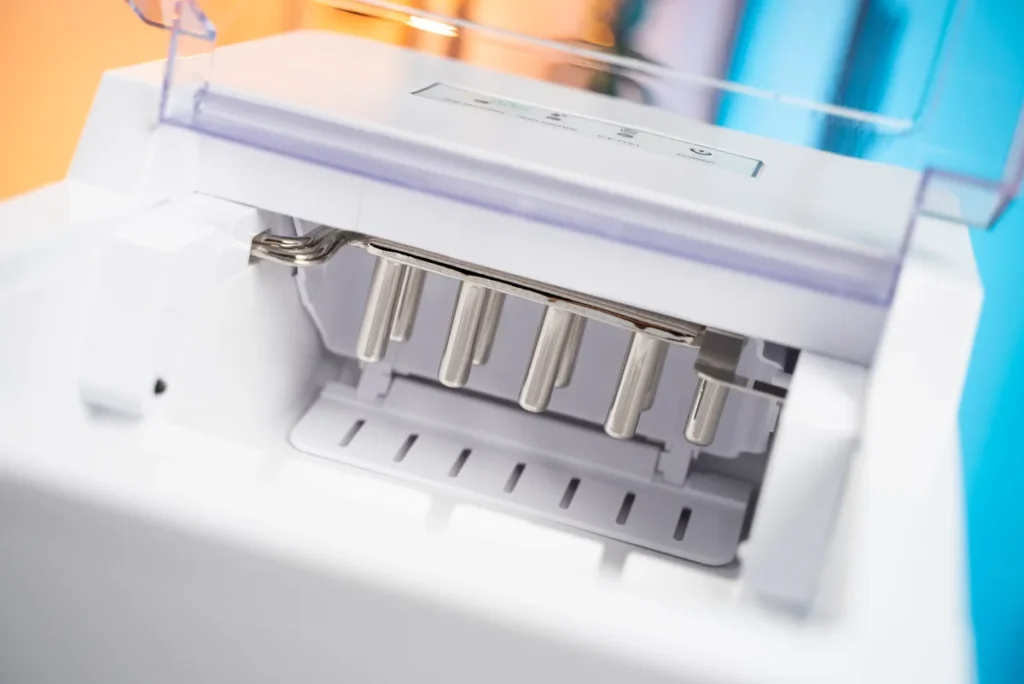 Výrobník ľadu Silvercrest