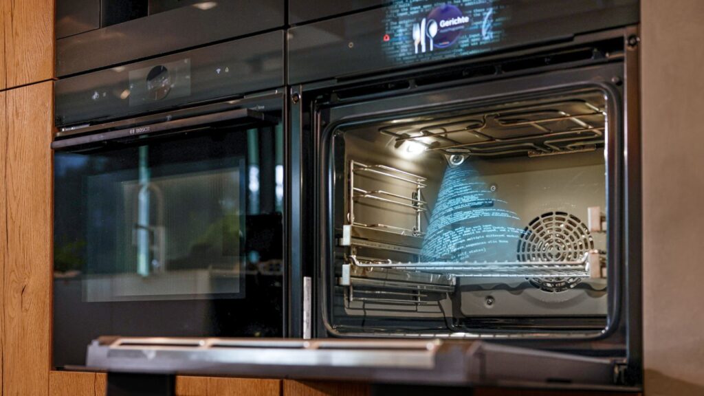 Rúra Bosch s rozpoznávaním typu jedla