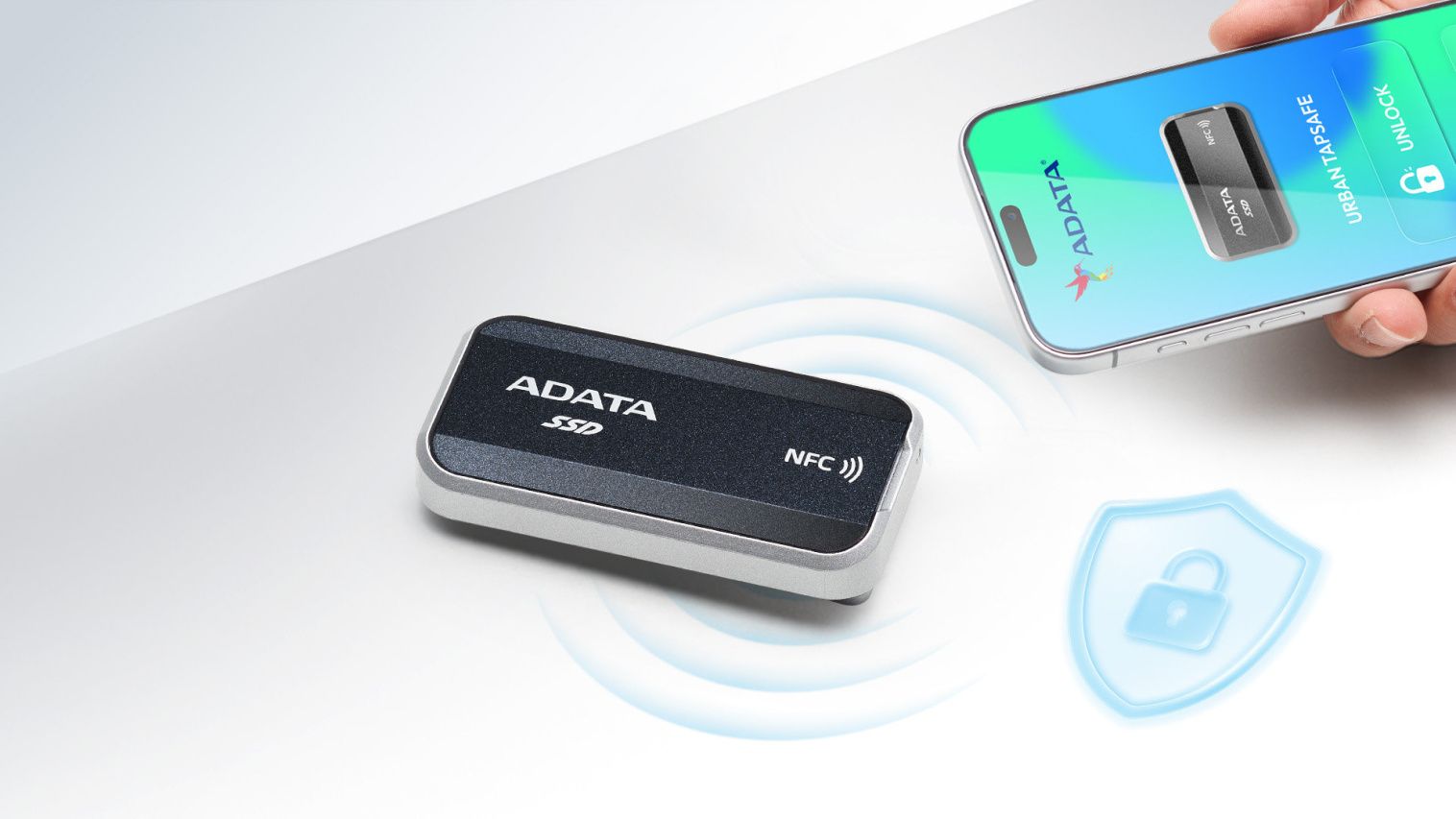 ADATA prináša externý SSD s NFC: Urban Tapsafe cieli na bezpečnosť aj mobilitu
