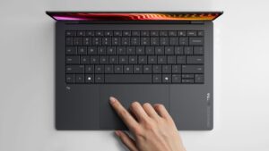 HP OmniBook Ultra 14_EclipseGray_Top_Keyboard