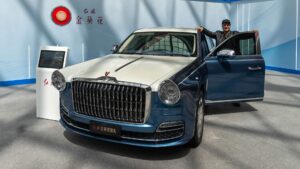 Prezidentská limuzína Hongqi L5