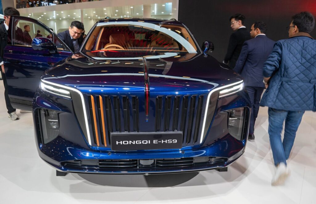 Modernizácia vlajkovej lode Hongqi E-HS9