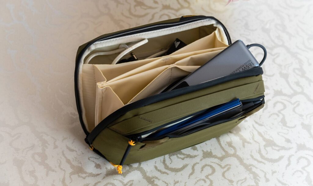 Peak Design Tech Pouch